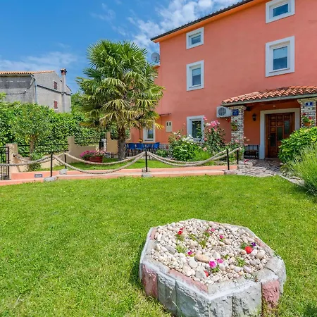 Vikendica 52 Labin (Istria)