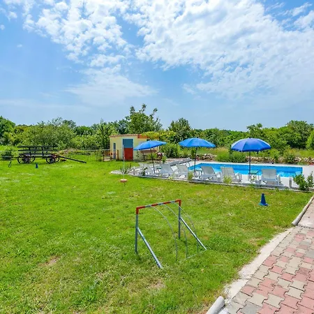 Vikendica 52 Labin (Istria)